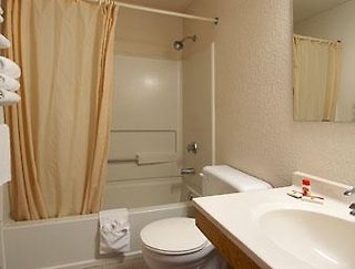 Super 8 By Wyndham Regina,Regina>>Emerald Park,2.5 star