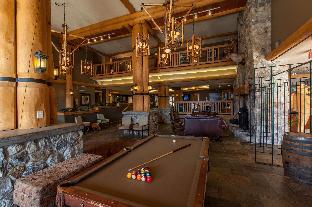 Coast Hillcrest Hotel,Revelstoke>>British Columbia,4 star