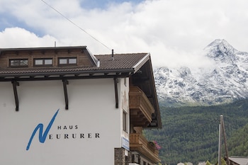 pension neururer