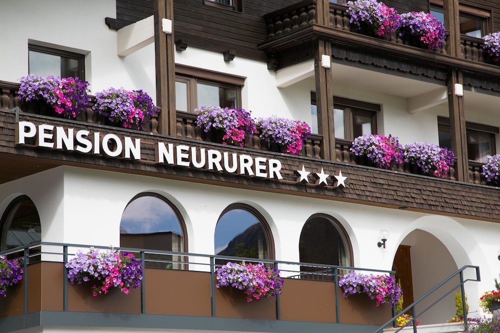 pension neururer