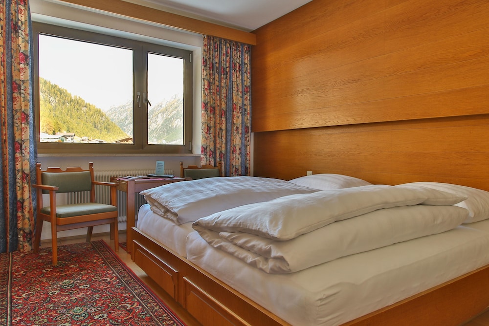 pension neururer