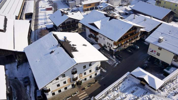 central hotel and apart mit landhaus