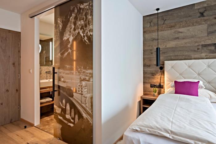 hotel stern