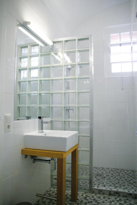 alcatraz hotel am japanischen garten