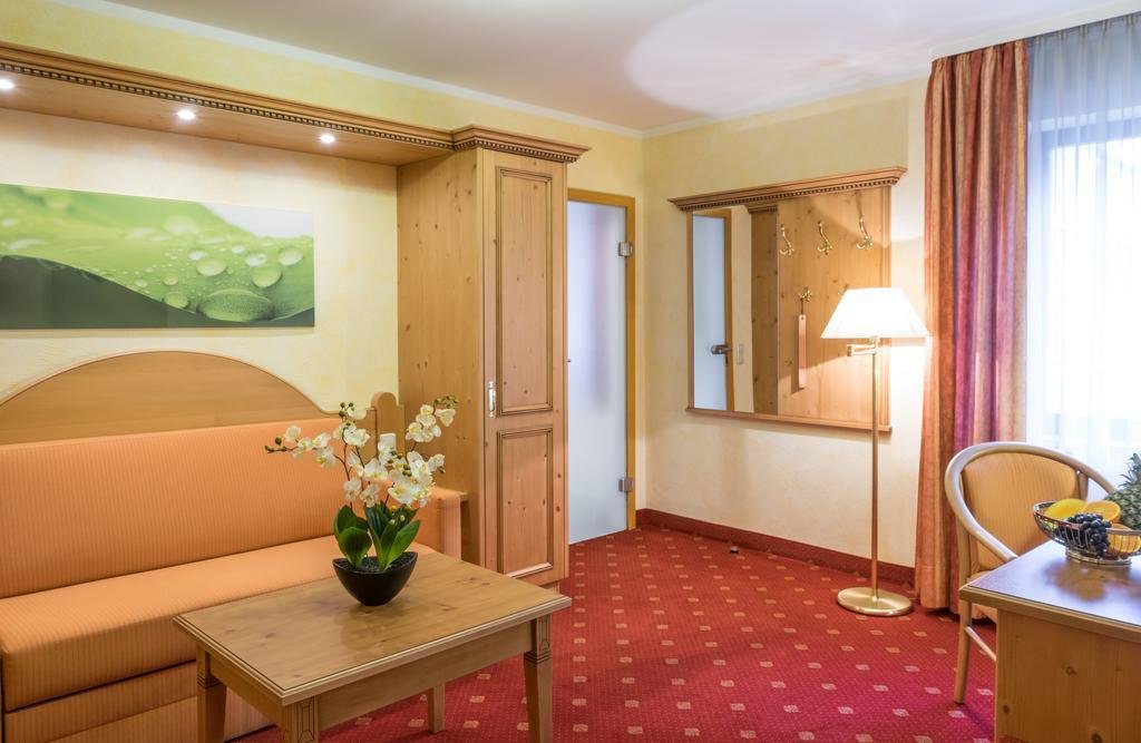 hotel holl
