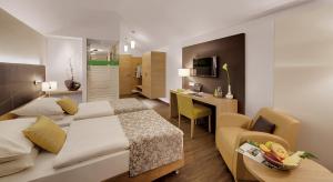 hotel holl