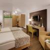 hotel holl