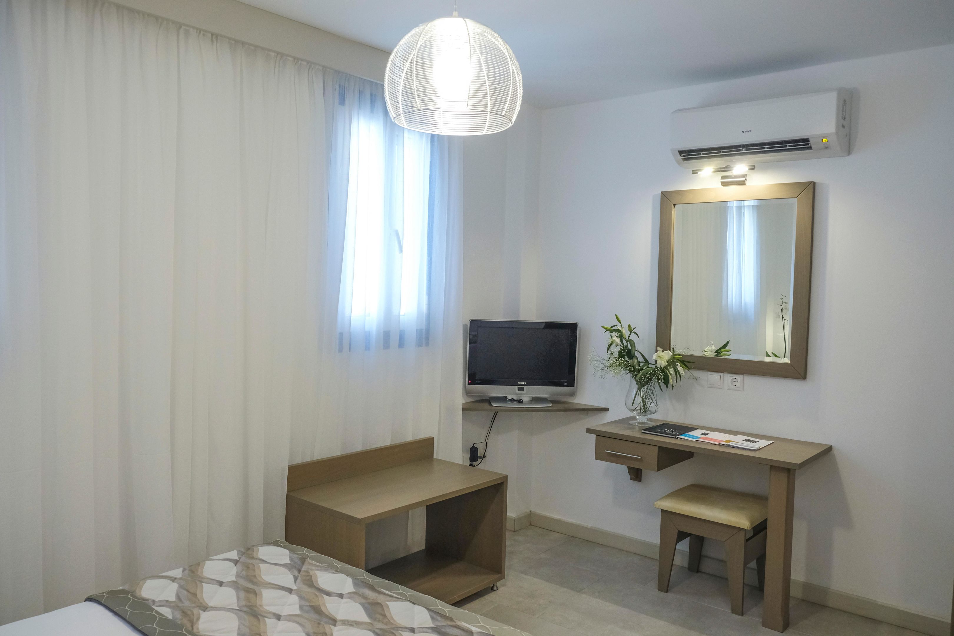 acrotel athena villa