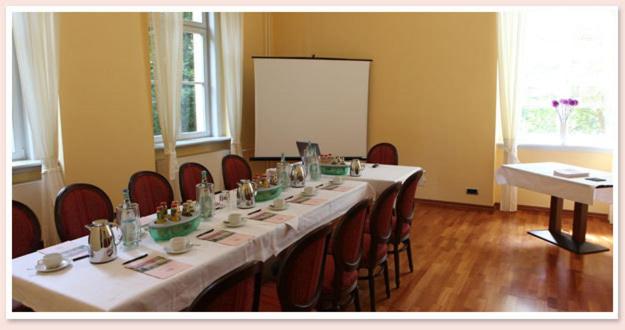 schlosshotel ruhstadt garni