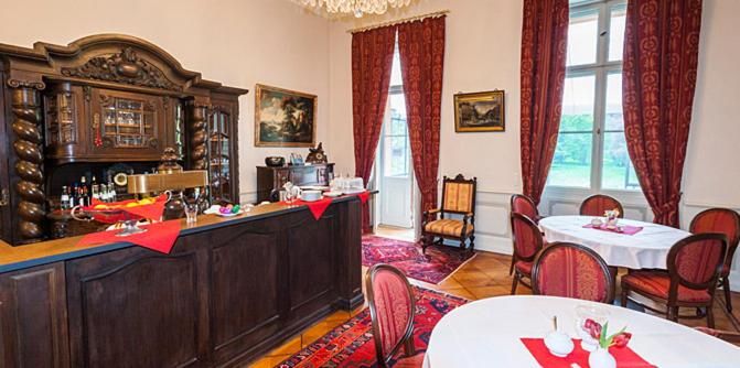 schlosshotel ruhstadt garni