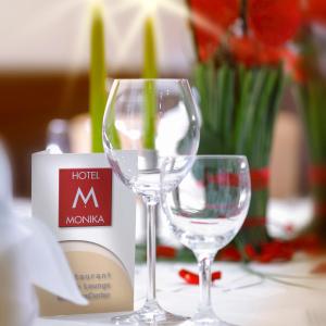 hotel monika