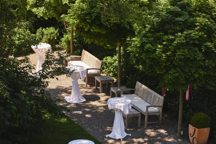 recks hotel restaurant