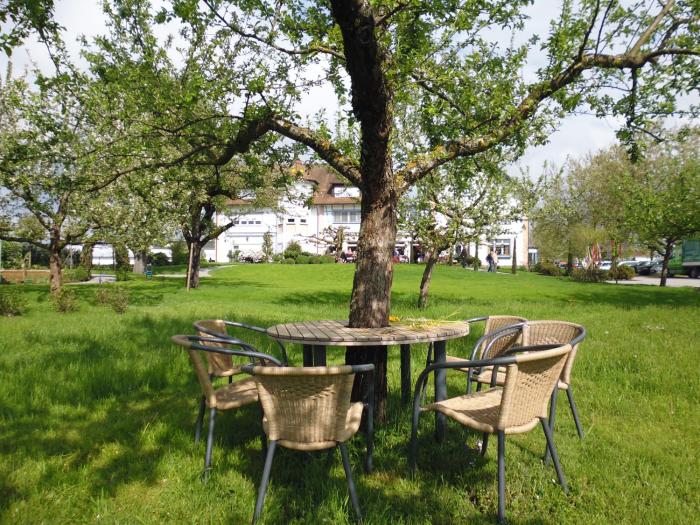 recks hotel restaurant