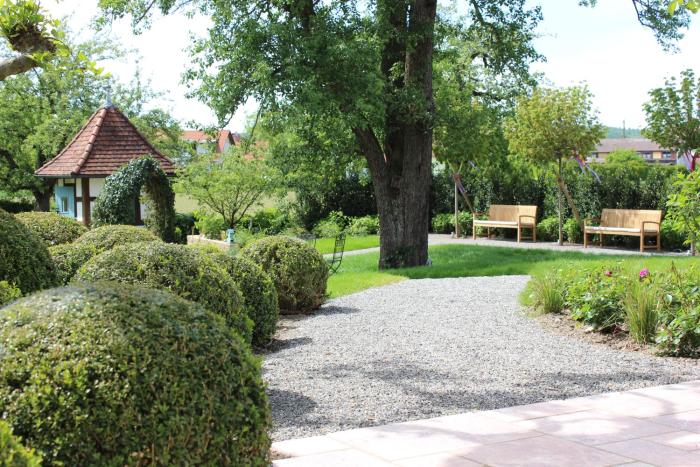 recks hotel restaurant