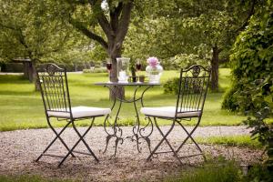 recks hotel restaurant