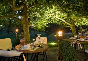 recks hotel restaurant