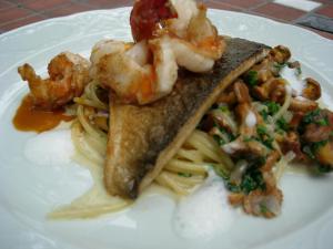 recks hotel restaurant