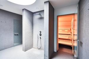 recks hotel restaurant