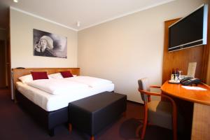 Hotel Straubs Schone Aussicht,Klingenberg Am Main>>Egelsbach,3 star