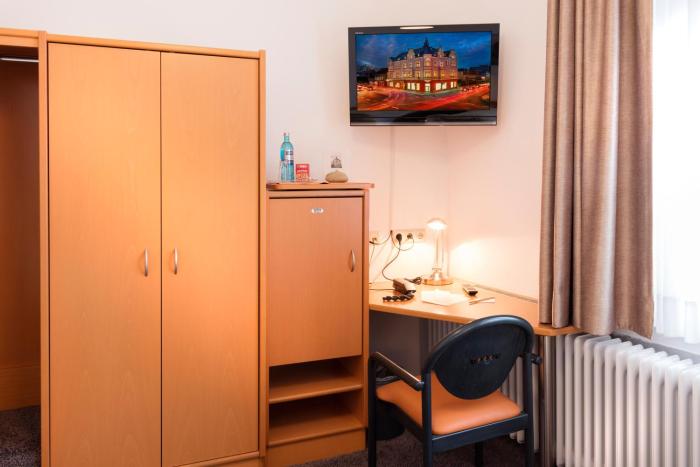 hotel reichshof garni