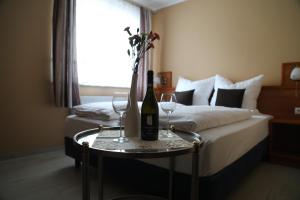Hotel Mykonos,Cologne>>Aachen,3 star