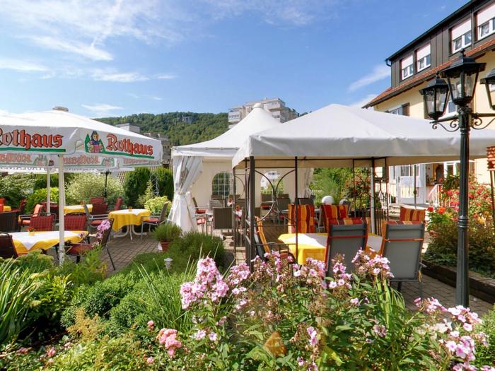 hotel garni in der breite