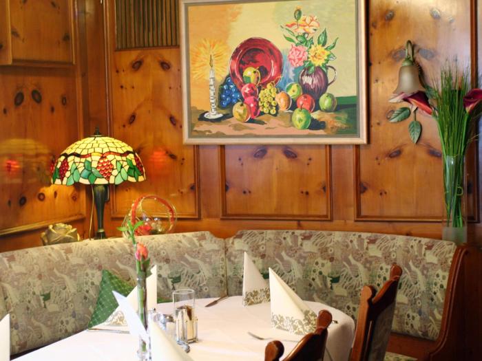 hotel garni in der breite