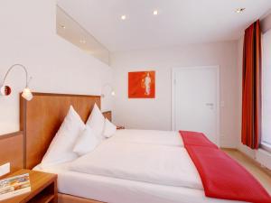 hotel garni in der breite