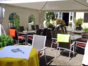 hotel garni in der breite