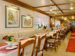 hotel garni in der breite