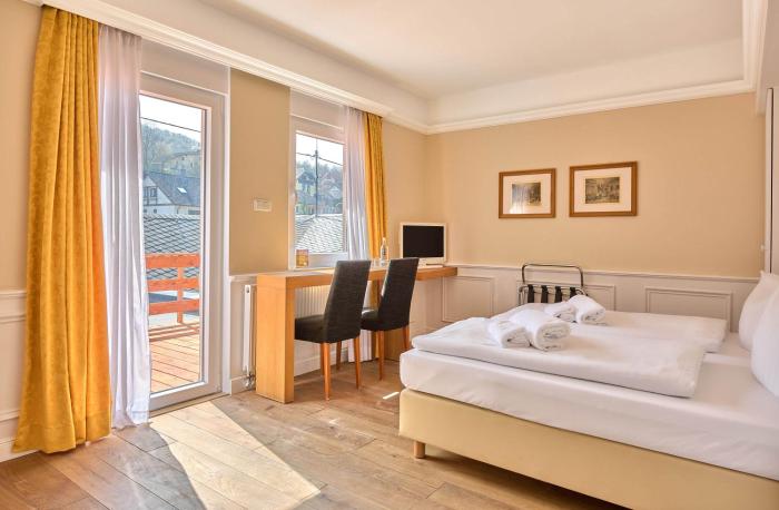 hotel weinberg schlochen