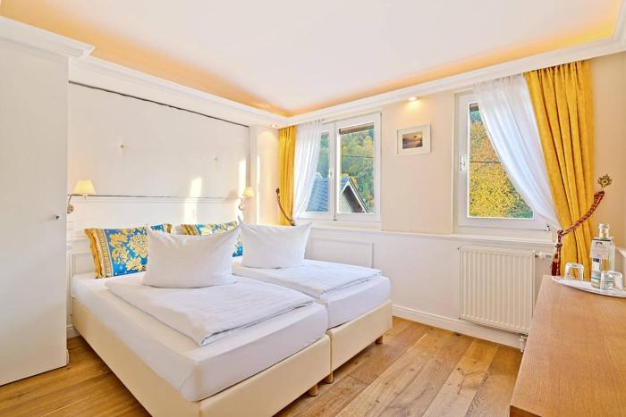 hotel weinberg schlochen