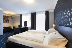 Hotel Am Berliner Platz,Langenfeld>>Cologne,3 star