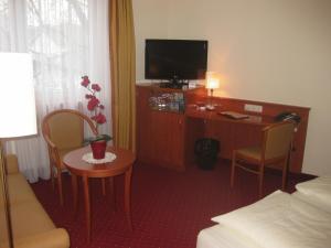 Hotel Am Berliner Platz,Langenfeld>>Cologne,3 star
