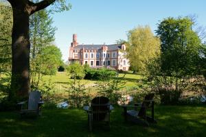 Schloss Gamehl,Hornstorf>>Benz,4 star