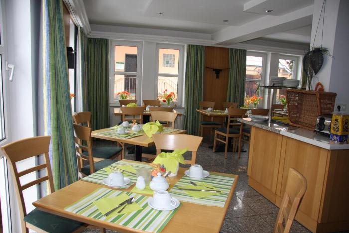 hotel gasthof gruener wald