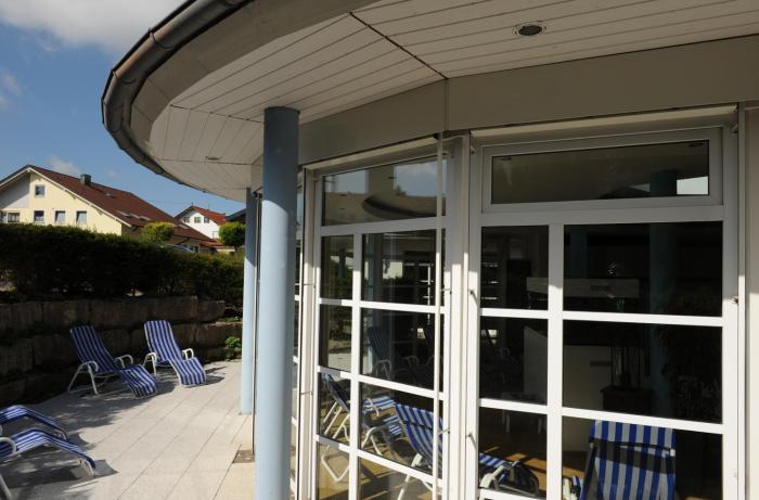 hotel and restaurant post