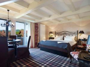 Hotel - Landhaushotel Hof Wasserkuppe,Fulda>>Dipperz,4 star