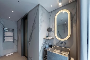 the regency rome a tribute portfolio hotel