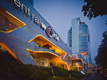 bliston suwan park view