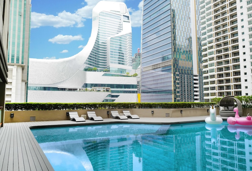 bliston suwan park view