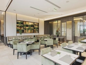 bliston suwan park view