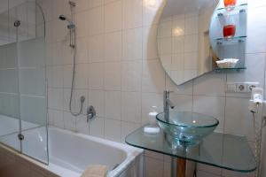 hotel restaurant meteora