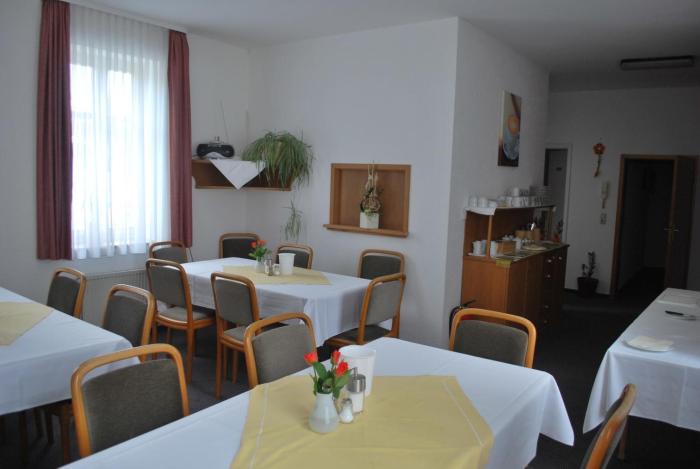 fair hotel frankfurt nassauer hof