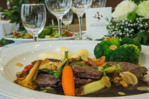 hotel restaurant brintrup