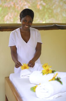 silverback lodge