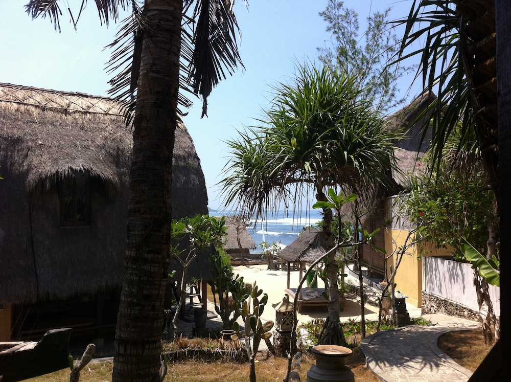 dream beach huts