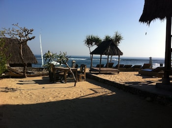 dream beach huts
