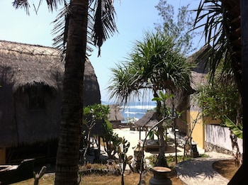 dream beach huts