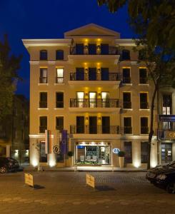 Famous House,Tsaratsovo>>Plovdiv,3 star